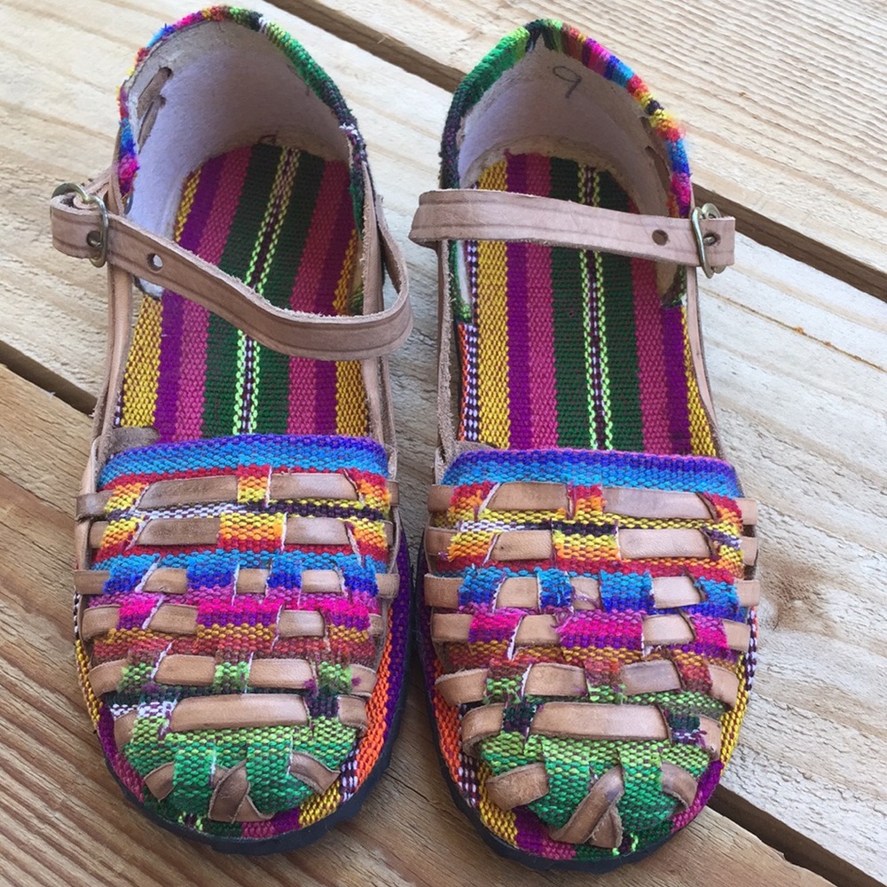 Mexican Huraches Mexican shoes size 11US GIRLS